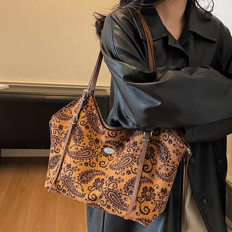 Autumn Winter Large Capacity T - огляд і ціна Women'S Ethnic Fashion Brands